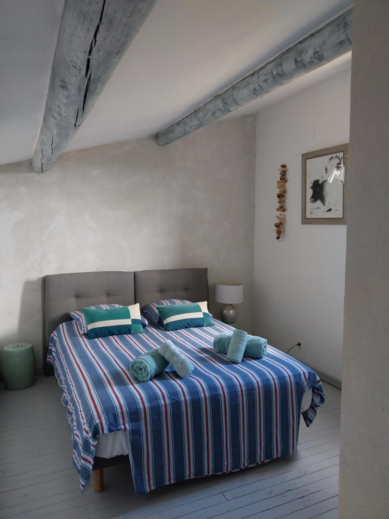 Terre De Boheme Hotell Vestric-et-Candiac Eksteriør bilde