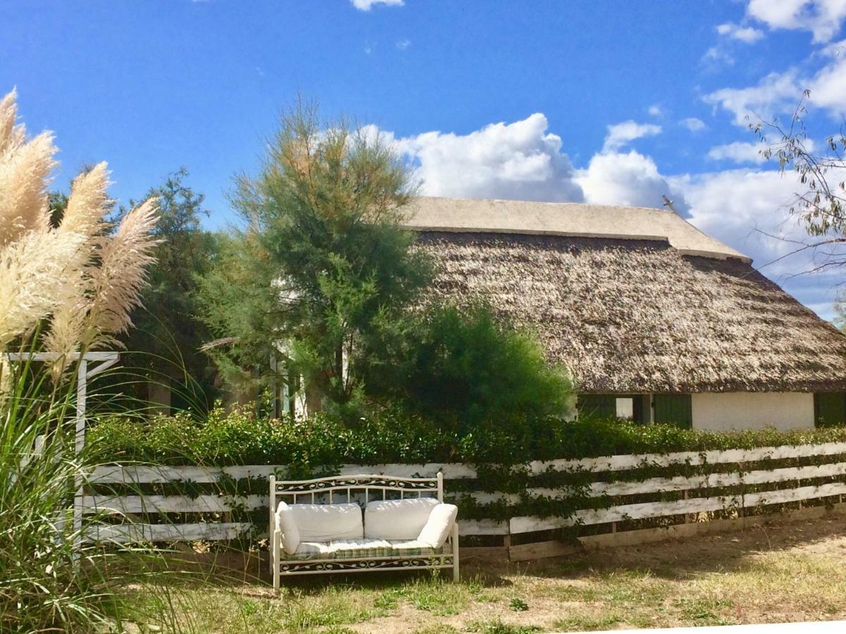 Terre De Boheme Hotell Vestric-et-Candiac Eksteriør bilde